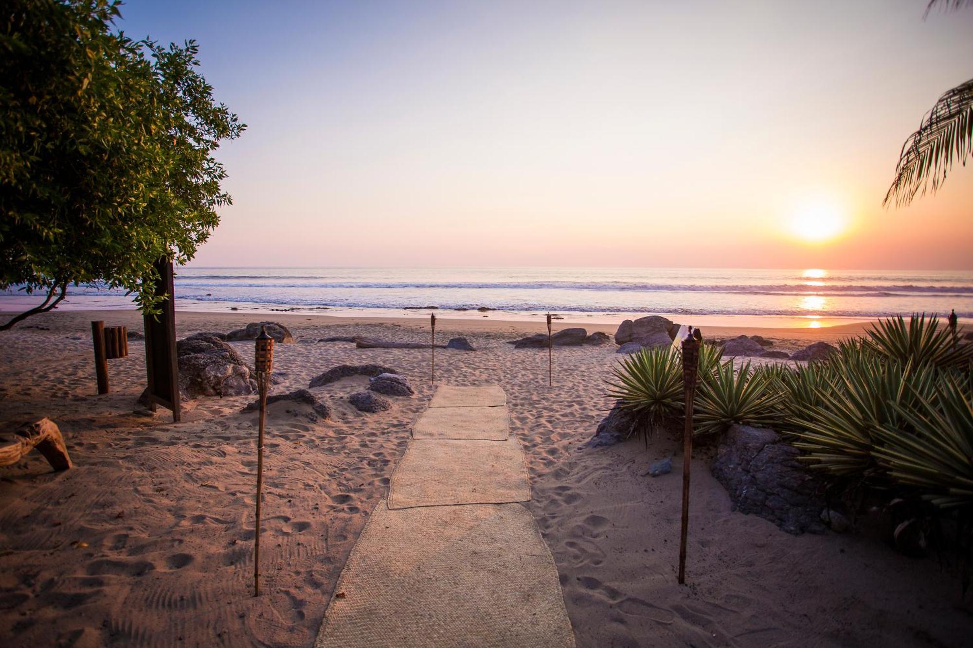 Hotel Present Moment Retreat Troncones Exterior foto
