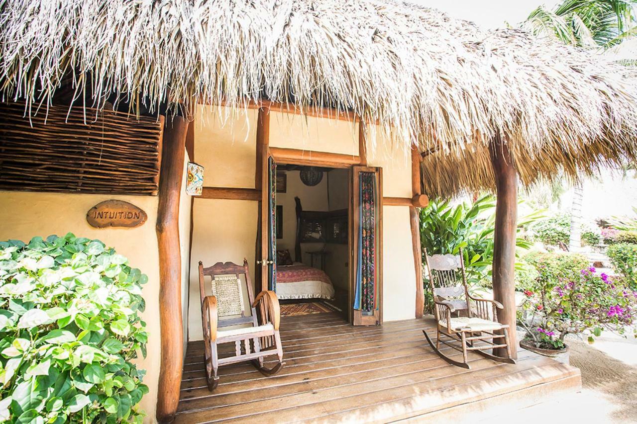 Hotel Present Moment Retreat Troncones Exterior foto